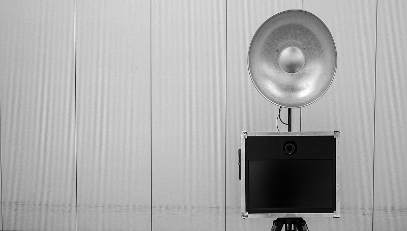 Fotobox – Fotografie von Fredi Lienhardt, Aufnahme 01